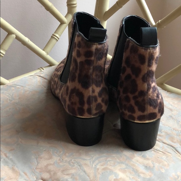 Nine West leopard booties - Picture 2 of 3